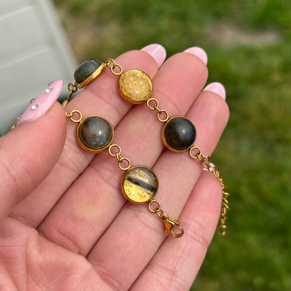 Bracelet en résine uv et crin de cheval et poils d’animaux avec pierre naturelle labradorite en acier inoxydable 